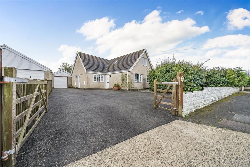 Property photo 1 of 24
