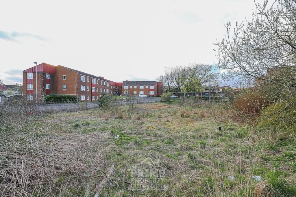 Property photo 2 of 9