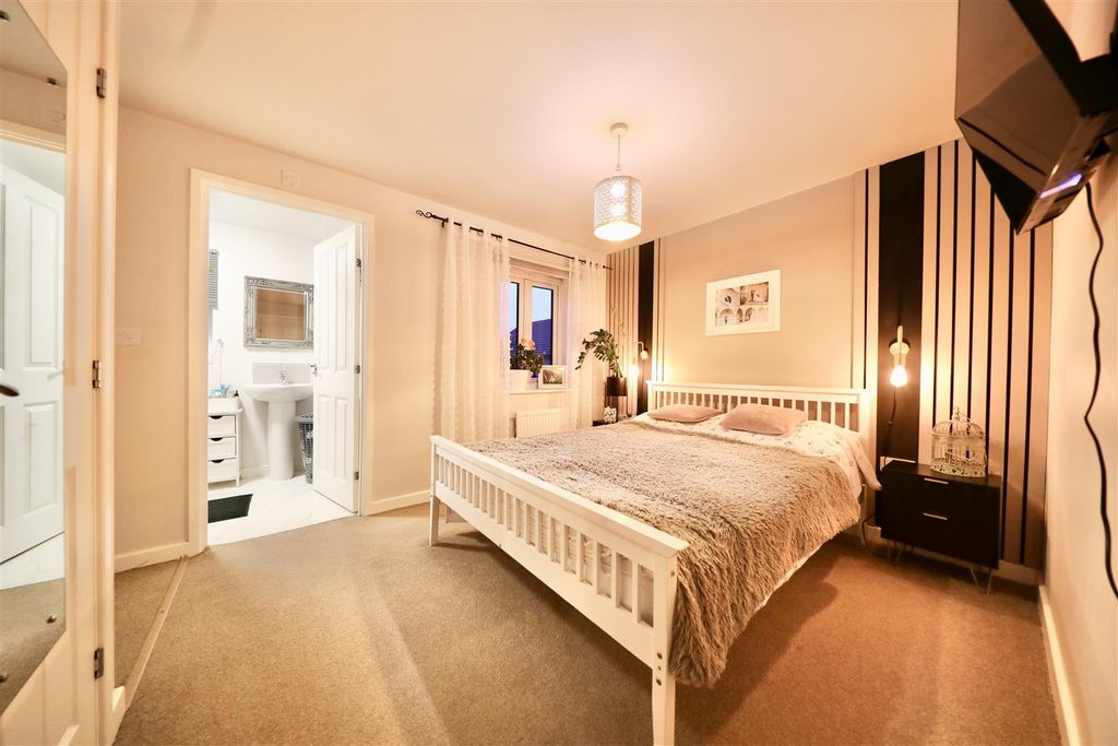 Property photo 3 of 21 0A9A8057.Jpg