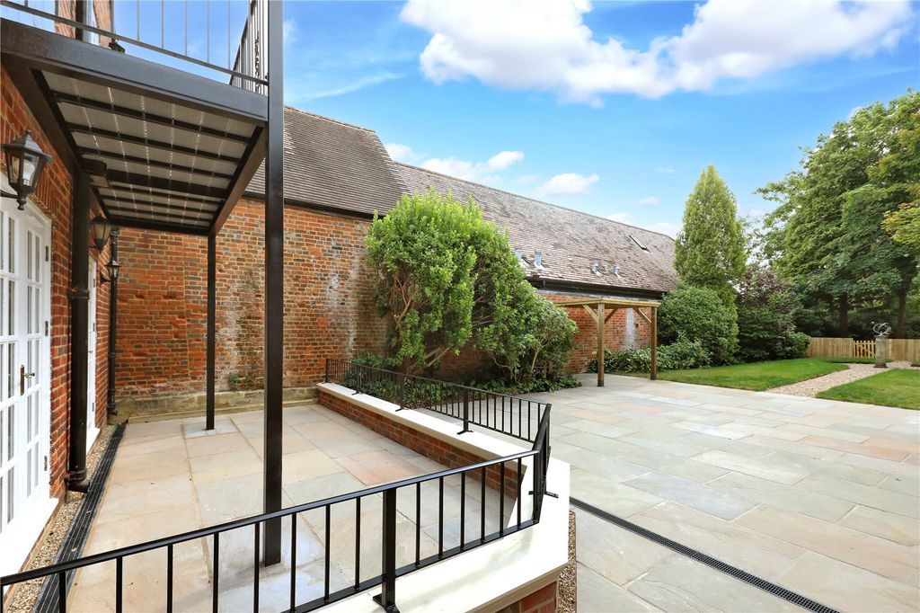 Property photo 2 of 16 Private Patio