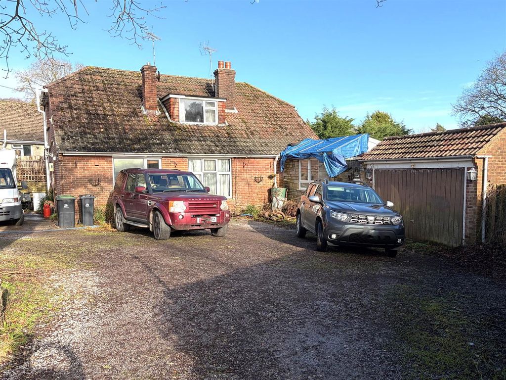 Property photo 1 of 12 4269 Febwindowcard.Jpeg