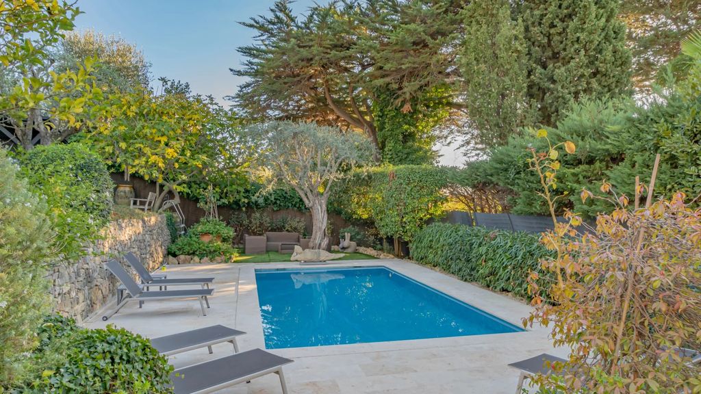 Property photo 3 of 20