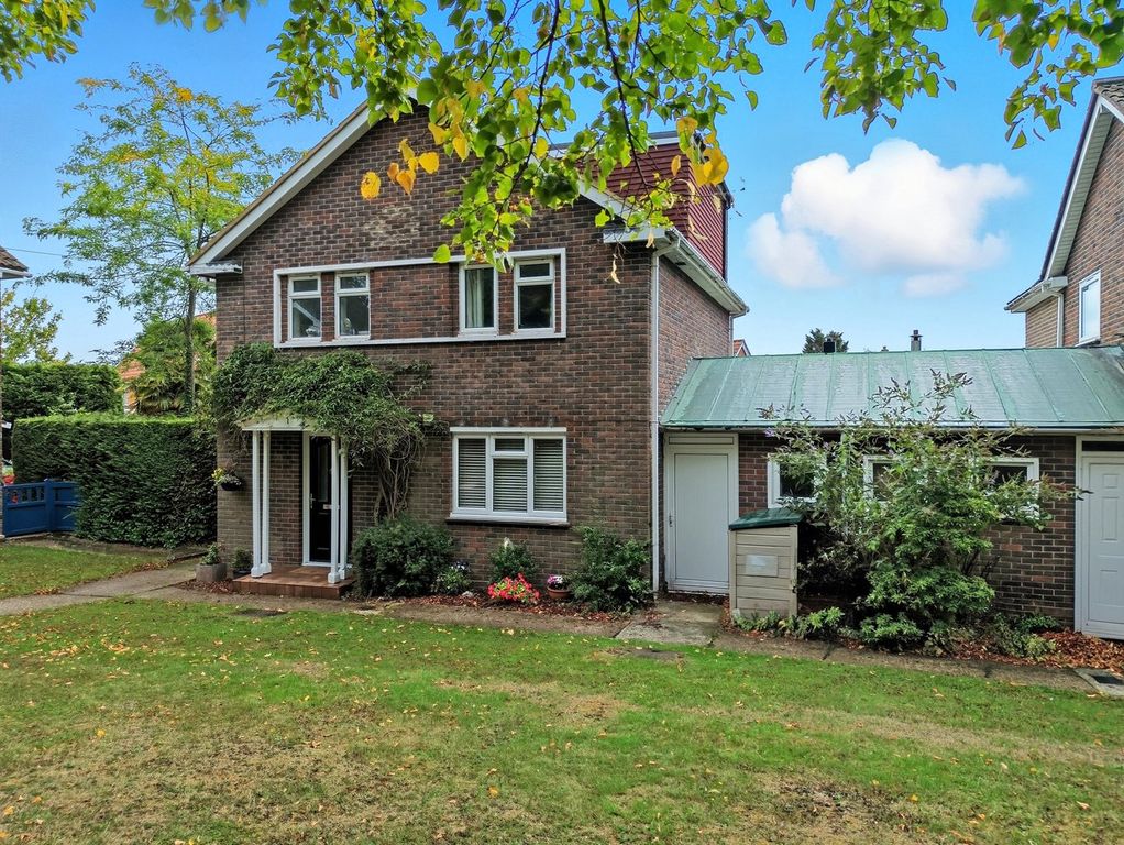 Property photo 1 of 25