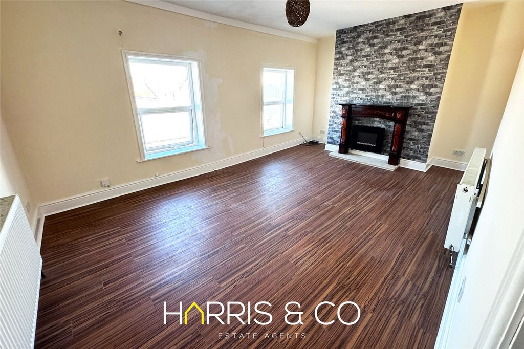 Property photo 1 of 9 Picture No. 03