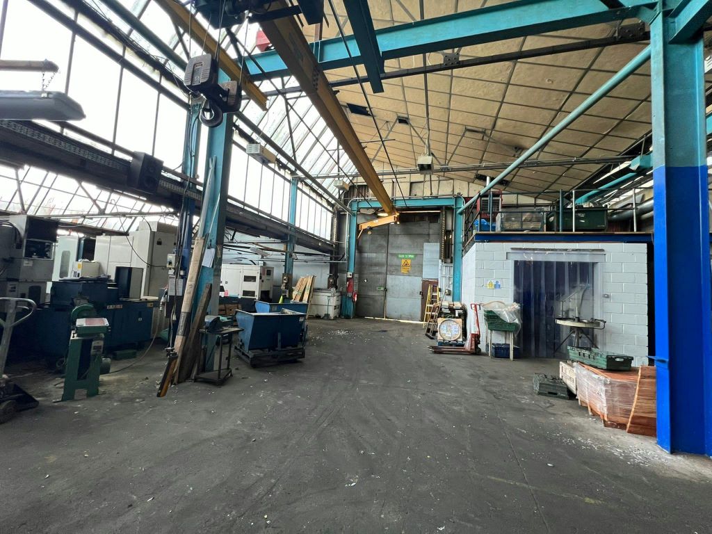 Property photo 3 of 7 5.Jpg