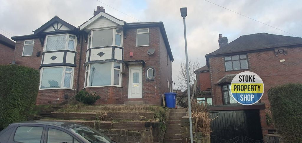 Property photo 1 of 9