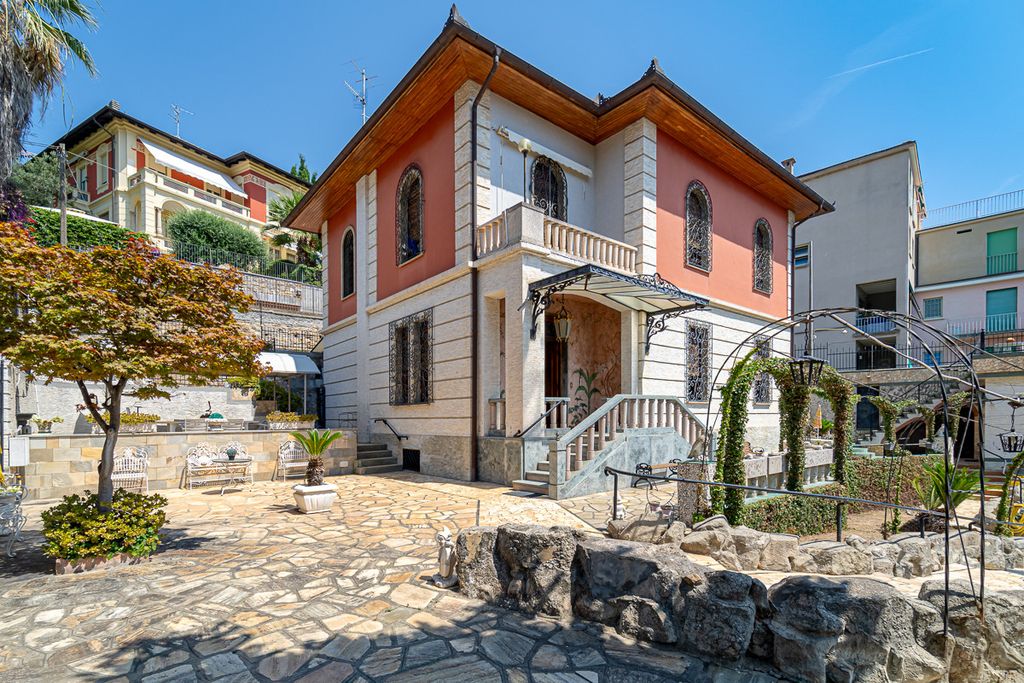 Property photo 1 of 35