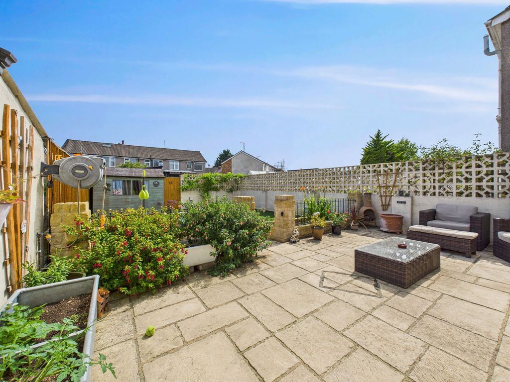 Property photo 2 of 16