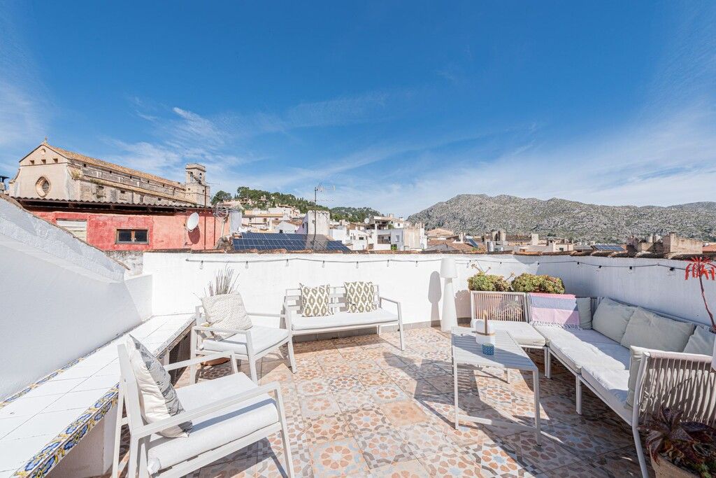 Property photo 2 of 15 Roof Terrace (2)