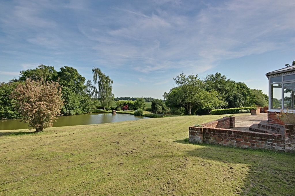 Property photo 3 of 21