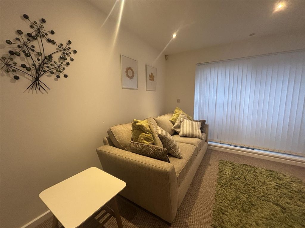 Property photo 3 of 11 Img_3716.Jpeg