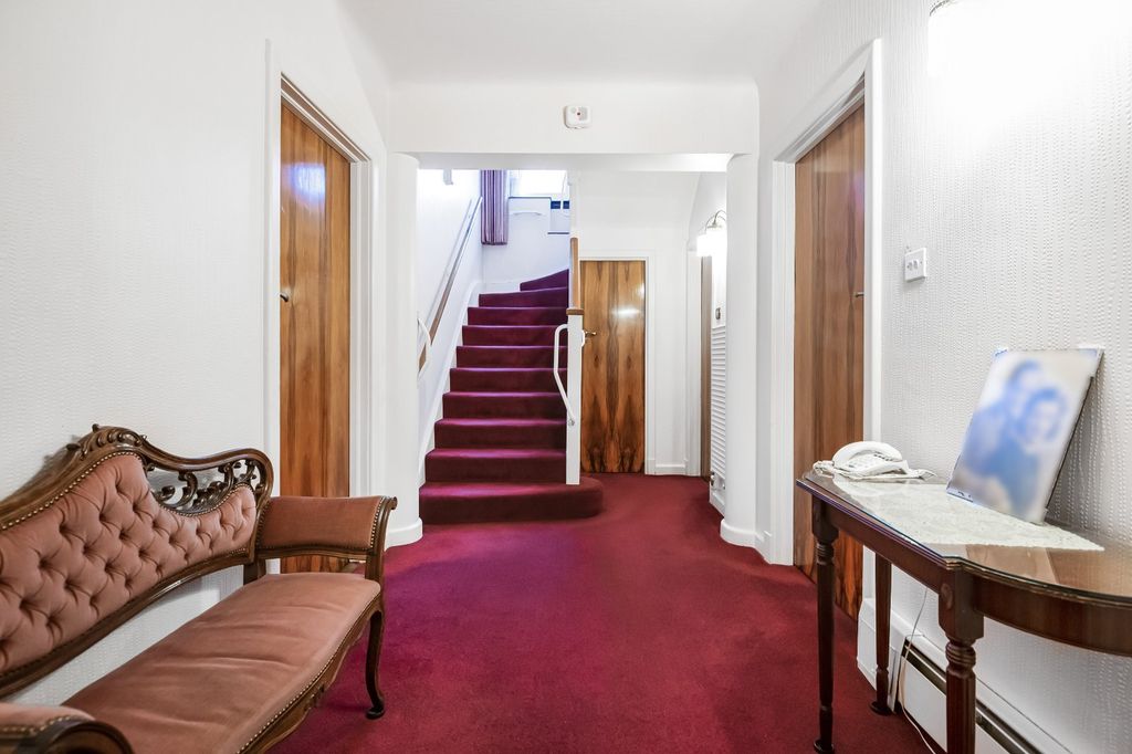 Property photo 3 of 20 Picture No. 07