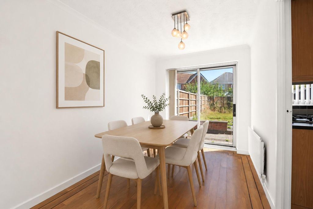 Property photo 3 of 26 Vf_4.Png