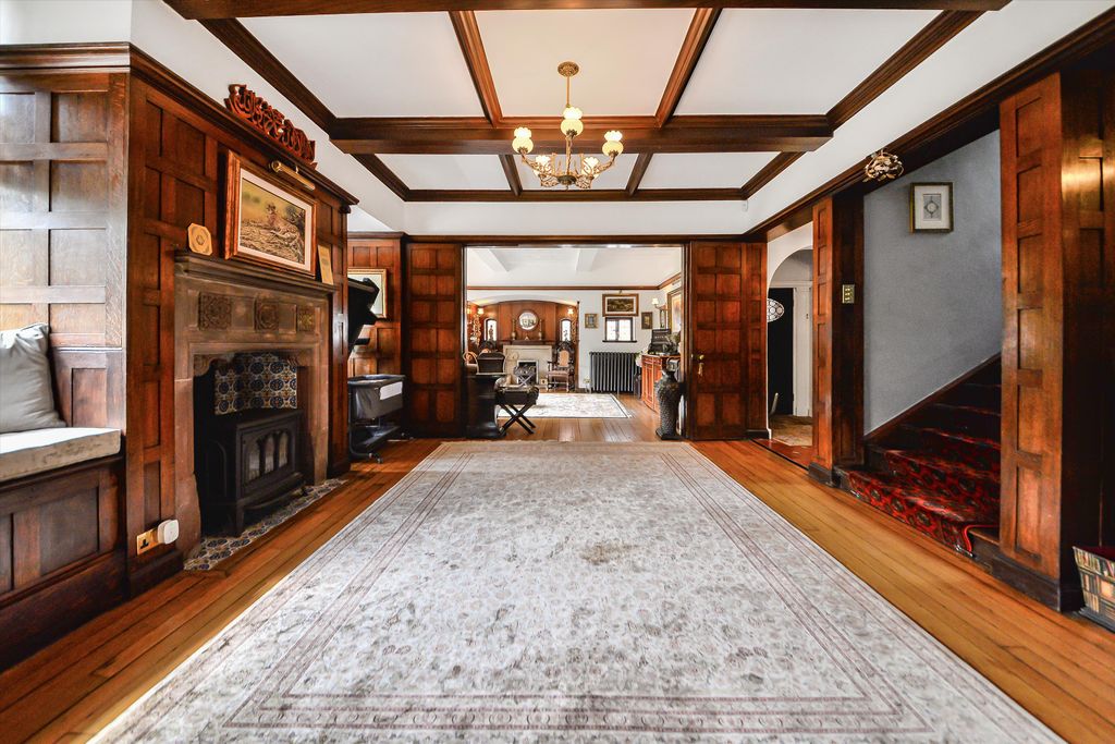 Property photo 3 of 48 Image