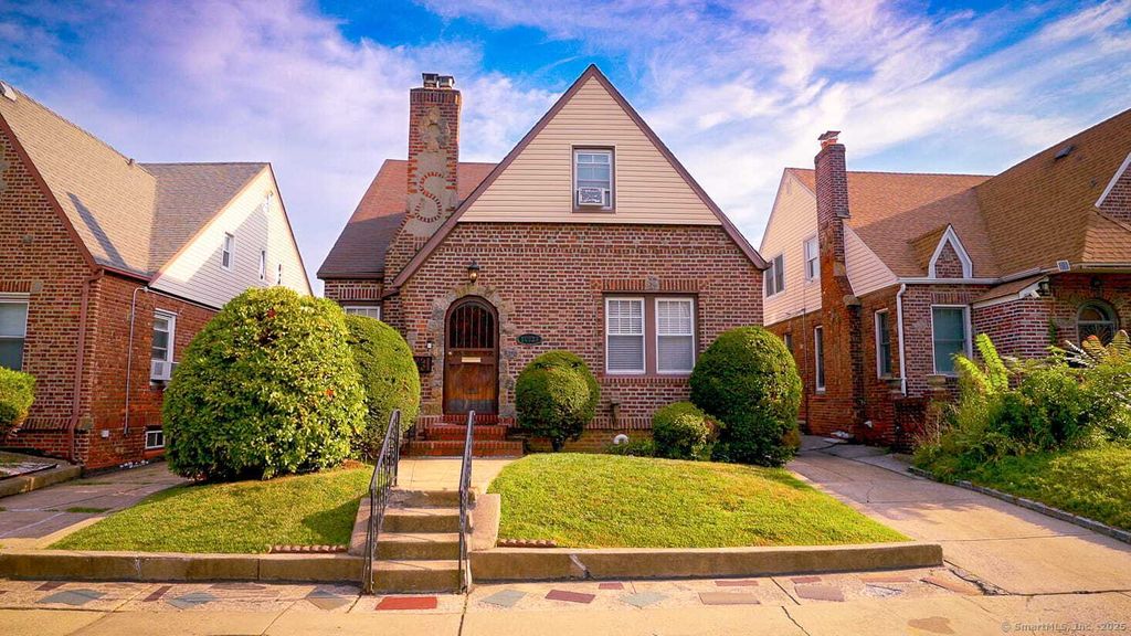 Property photo 1 of 31