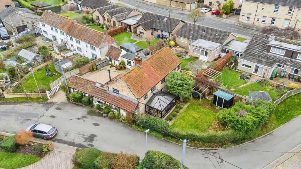 Property photo 3 of 36 Drone