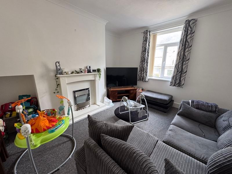 Property photo 3 of 7 Living Room