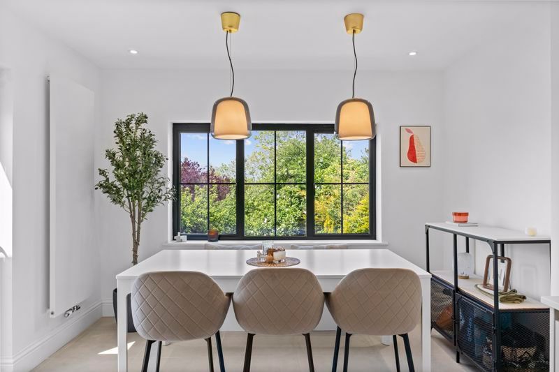 Property photo 2 of 21 Dining