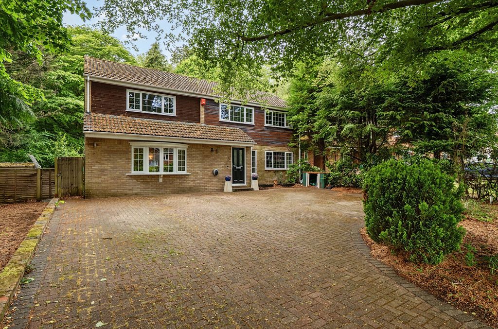 Property photo 1 of 22 1463049-7-6A0c525...