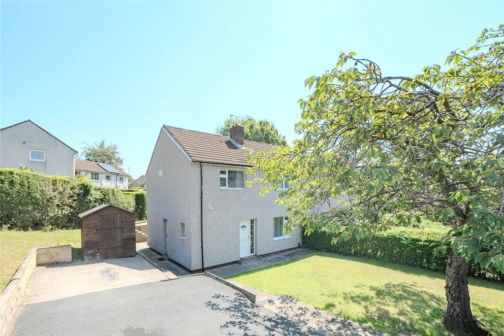 Property photo 1 of 18 Front