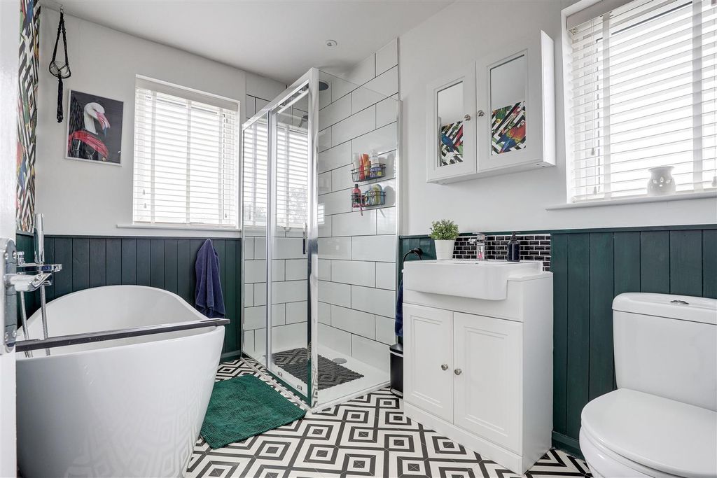 Property photo 3 of 21 7386.Jpg