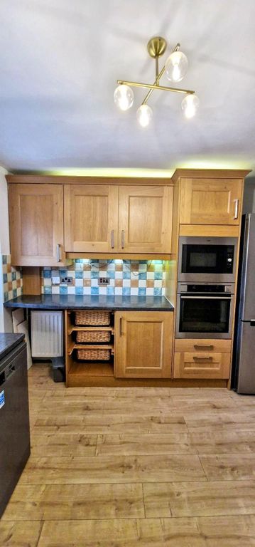 Property photo 3 of 9 Photo 8