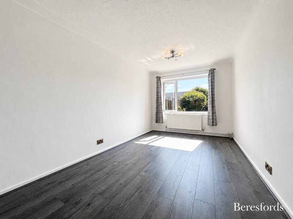Property photo 3 of 9 Lounge View 2