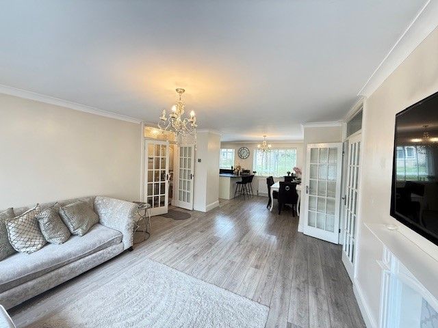 Property photo 3 of 15 Living Room