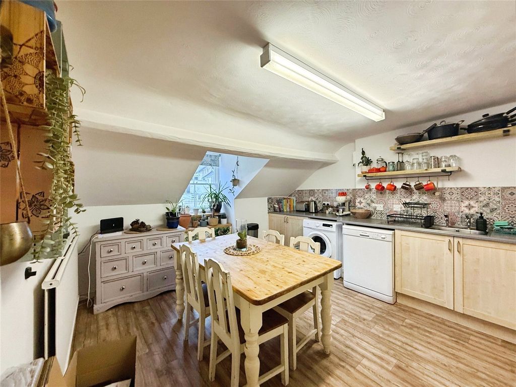 Property photo 3 of 9 Picture No. 01