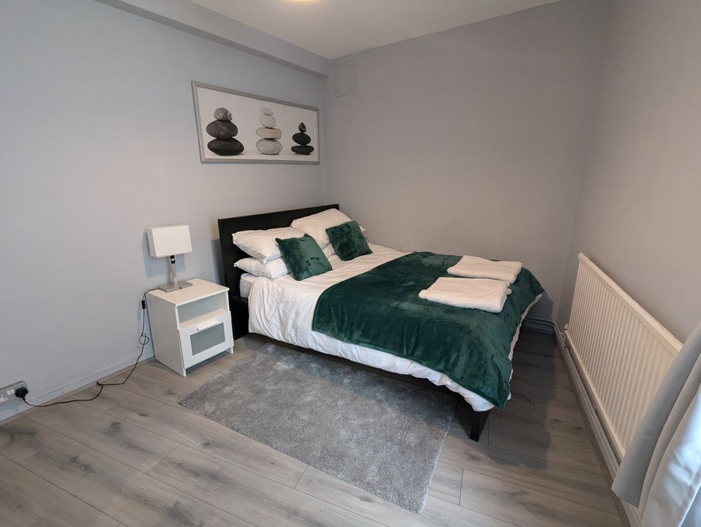 Property photo 2 of 10 Photo 3