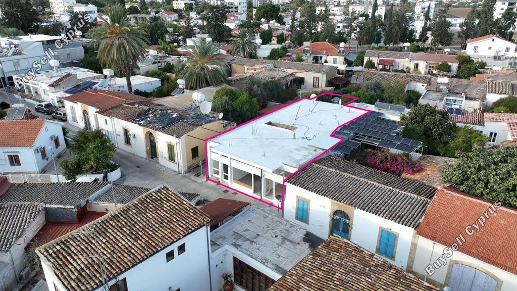 Property photo 3 of 18