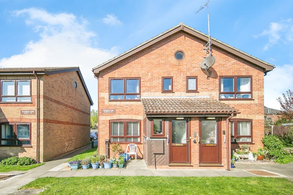Property photo 1 of 16