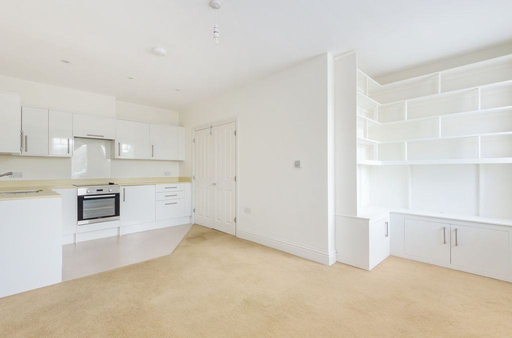 Property photo 2 of 9 889054 (6).Jpg