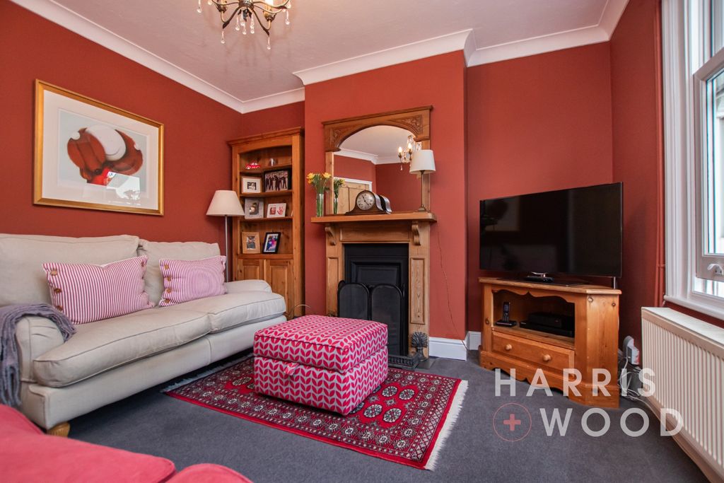 Property photo 3 of 33 3910264