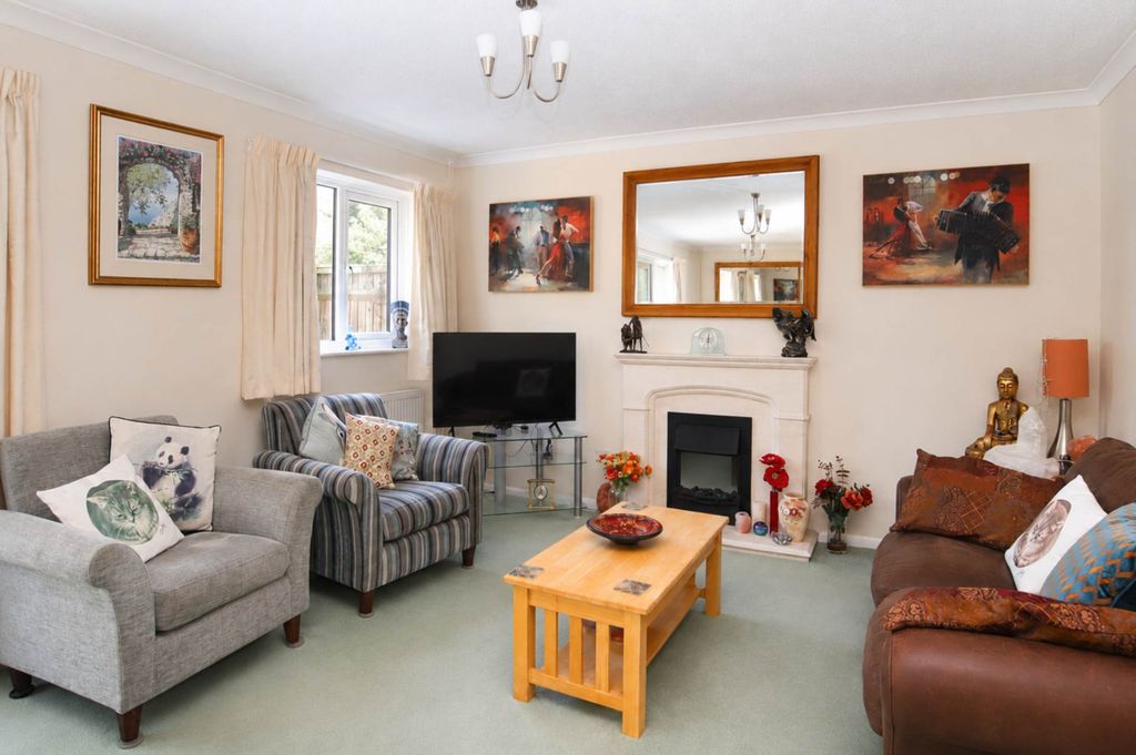 Property photo 2 of 14