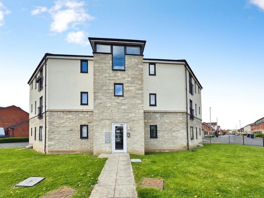 Property photo 1 of 6 Photo 4