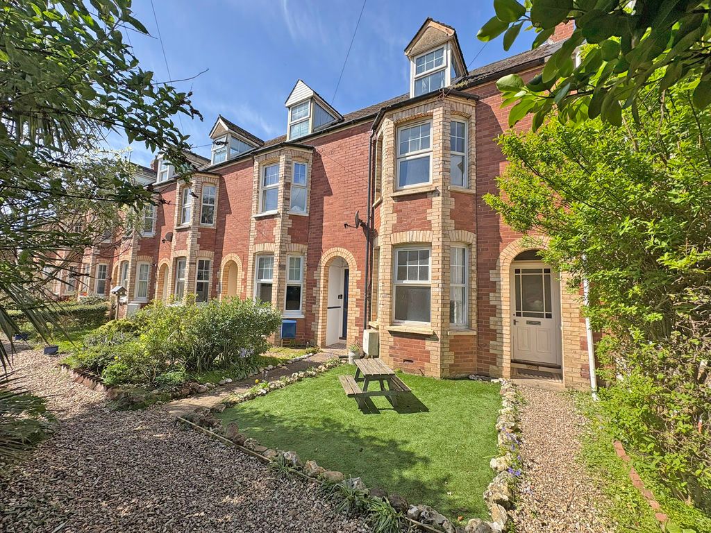 Property photo 1 of 8 Photo 1