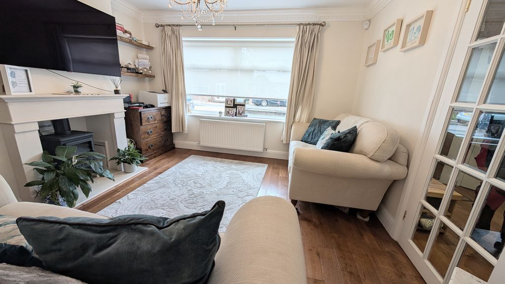 Property photo 1 of 14 Image