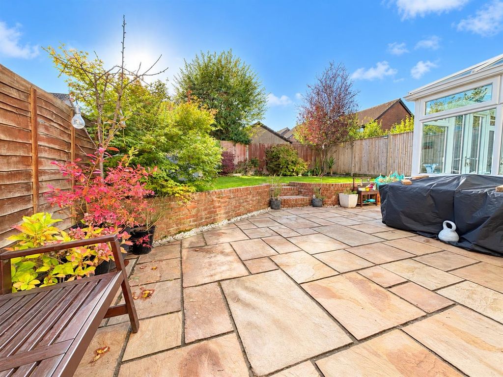 Property photo 2 of 16 Garden 2.Jpg