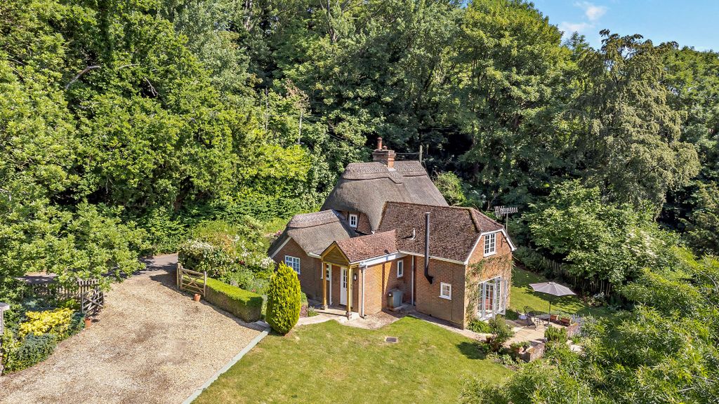 Property photo 1 of 18