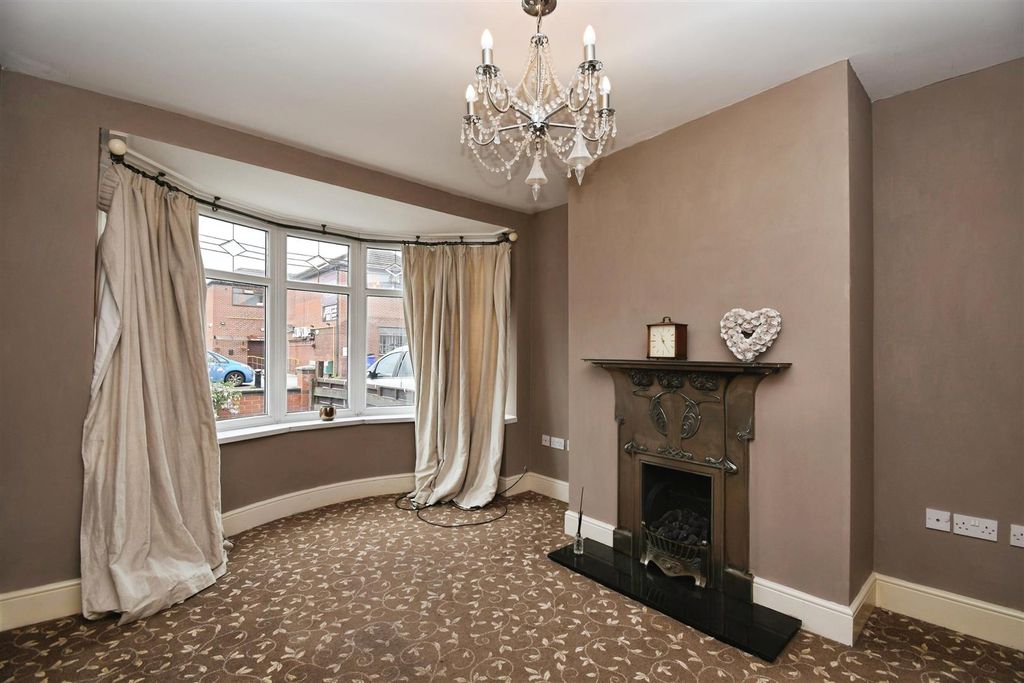 Property photo 2 of 15 Bcfa5302-U 20 20 2836 29.Jpg