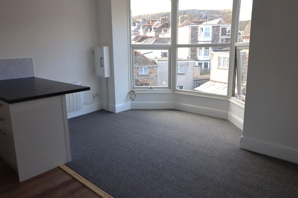 Property photo 3 of 5 Living Room.Jpg