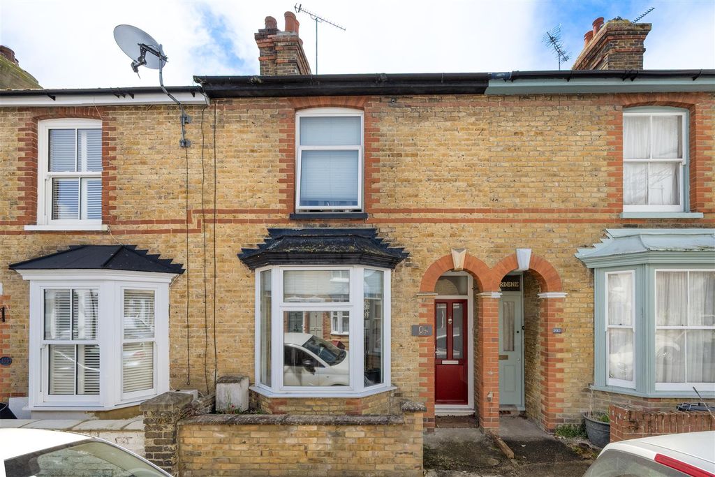 Property photo 1 of 13 Sydenham Street, Whitstable