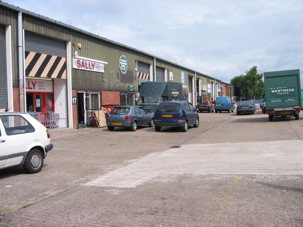 Property photo 2 of 3