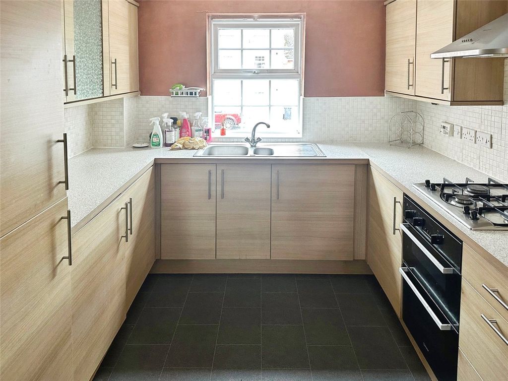 Property photo 2 of 7 Picture No. 04