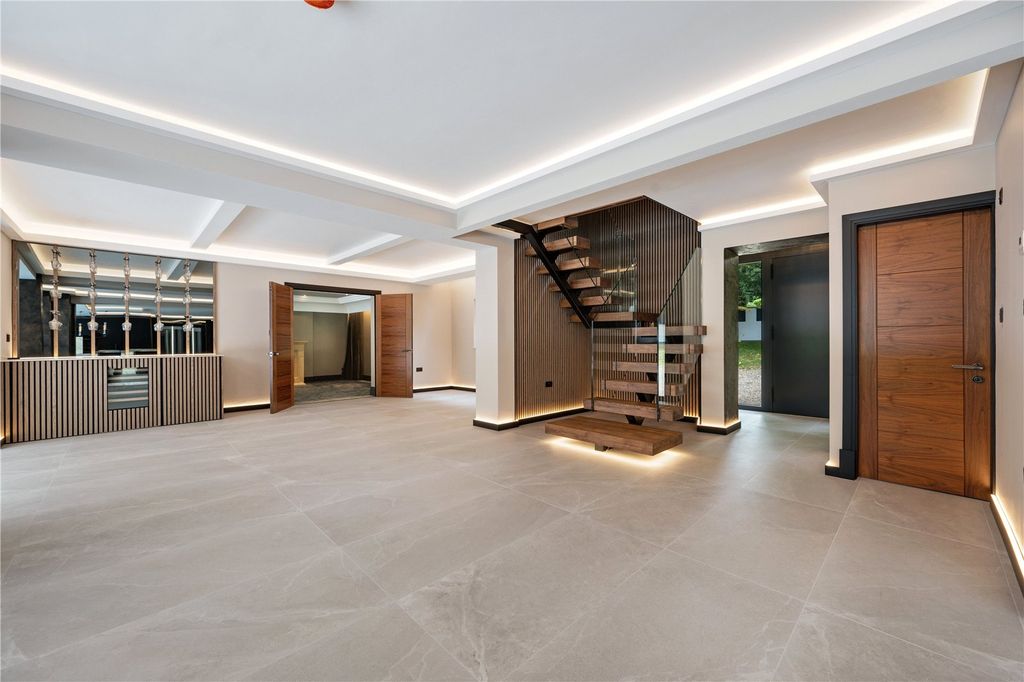 Property photo 3 of 29 Reception Room