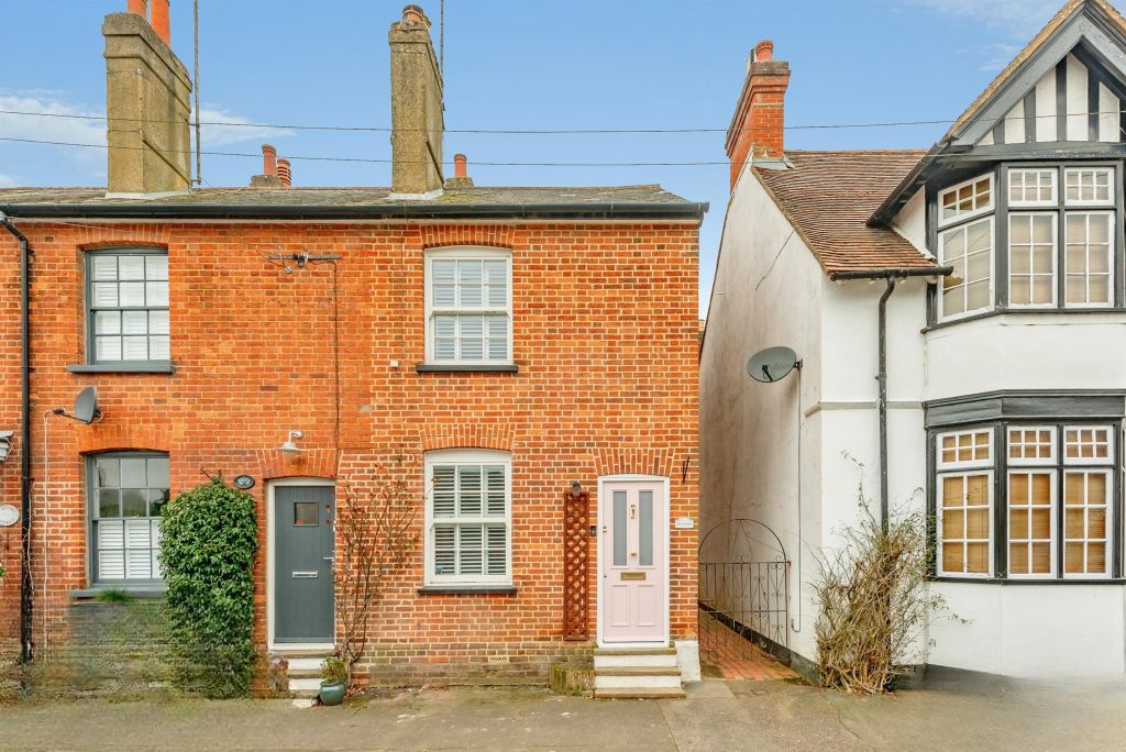 Property photo 2 of 14