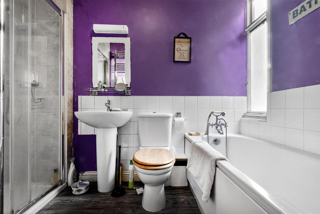 Additional image 13 of 5 bed semi-detached house for saleBeach Road, Littlehampton BN17