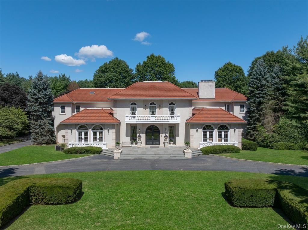 Property photo 2 of 32