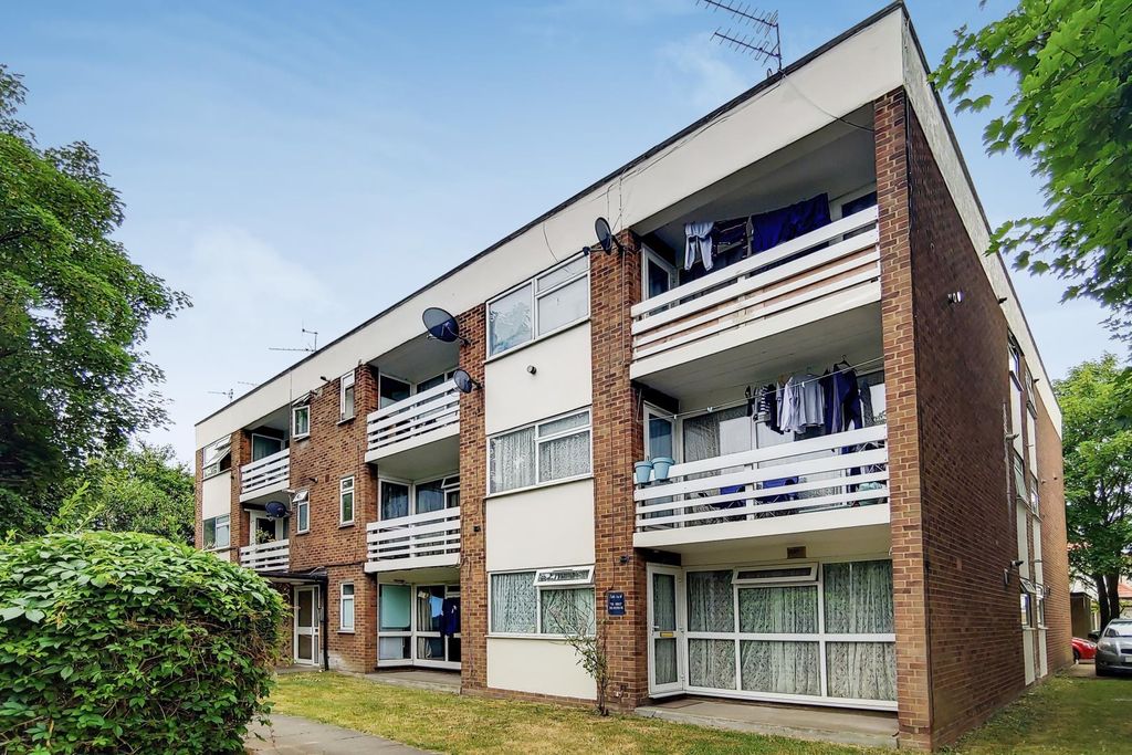 Property photo 1 of 6 The Gables